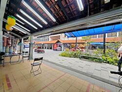 Toa Payoh Central (D12), Shop House #558231431